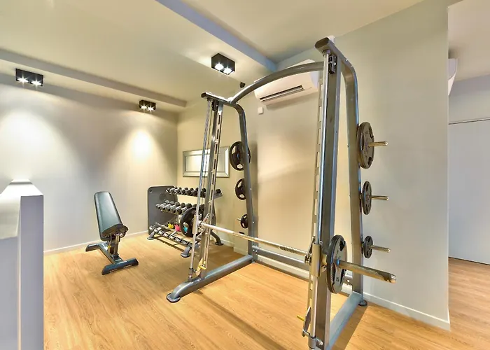 25 - Fun Duplex In Montorgueil *